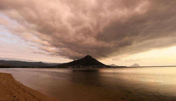 Sunset at Flic-en Flac - west coast