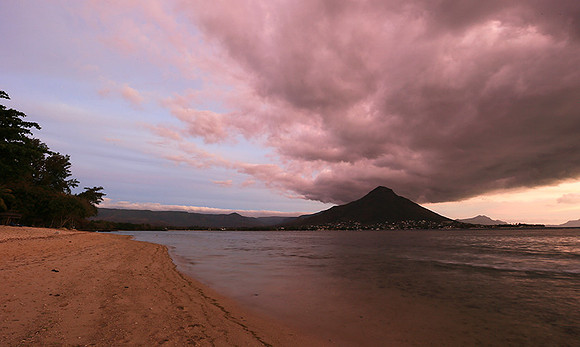 Sunset at Flic-en Flac - west coast