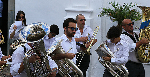 Portugal : brass band in the streets of Monsaraz