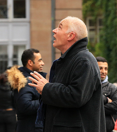 Strasbourg : in front of the cathedral (devant la cathédrale)