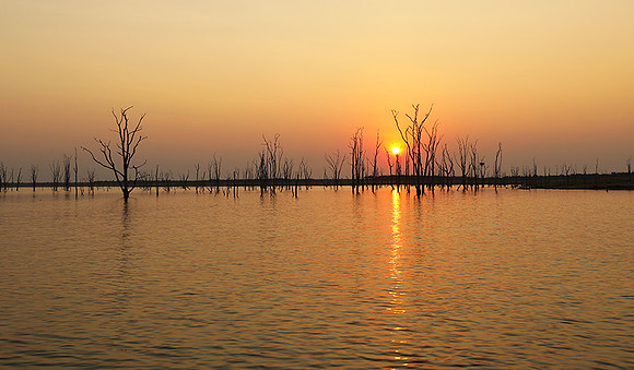 Sunset - Lake Kariba - Matusadona NP