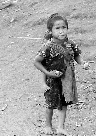 Myanmar : Shan children (near Kengtung)