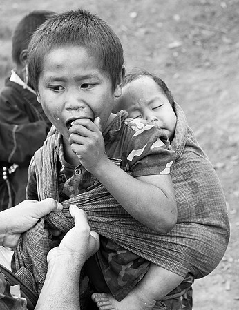 Myanmar : Shan children (near Kengtung)