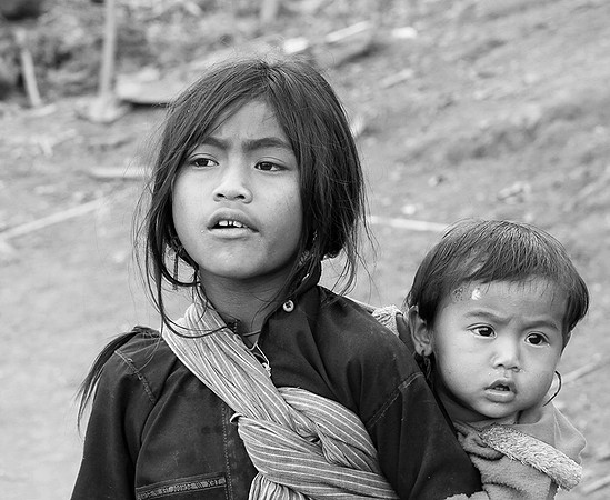Myanmar : Shan children (near Kengtung)