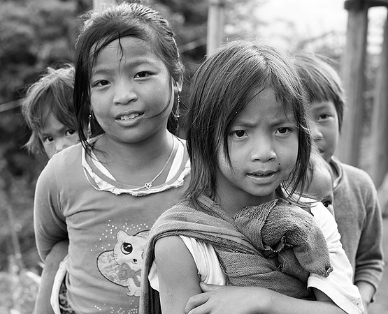 Myanmar : Shan children (near Kengtung)