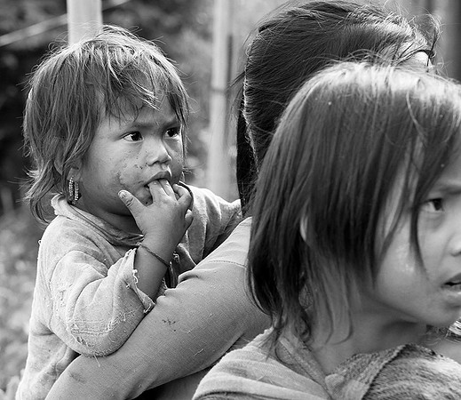 Myanmar : Shan children (near Kengtung)