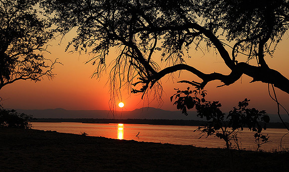 Sunset - Tembo Plains