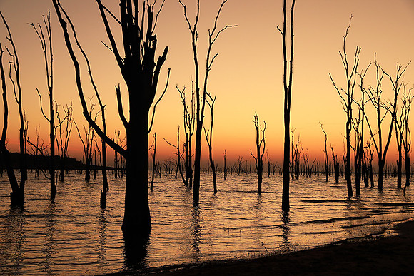 Lake Kriba before sunrise