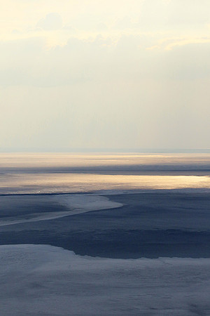 Helicopter flight over Sua Pan
