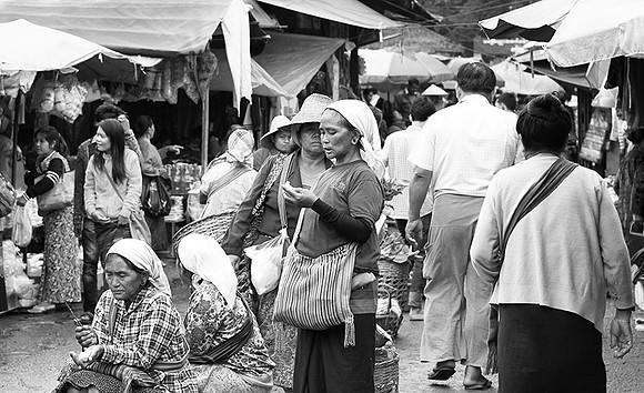 Street market - Kengtung