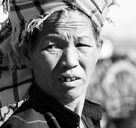 At an outdoor market - Lake I,le