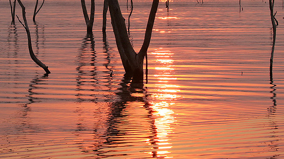 Sunset - lake Kariba - Matusadona NP