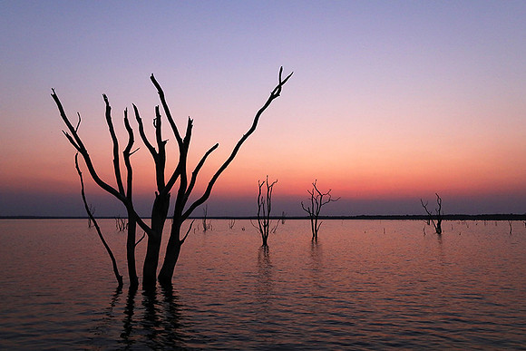 Sunset - lake Kariba - Matusadona NP