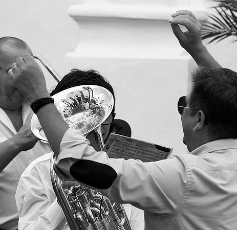 Portugal : brass-band in the streets of Monsaraz
