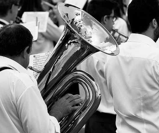 Portugal : brass-band in the streets of Monsaraz