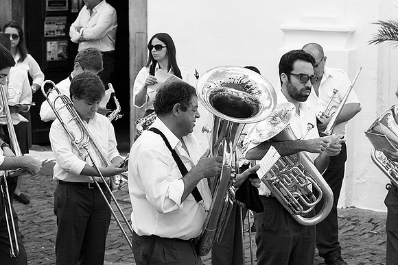 Portugal : brass-band in the streets of Monsaraz