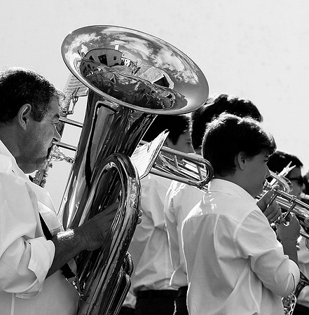 Portugal : brass-band in the streets of Monsaraz
