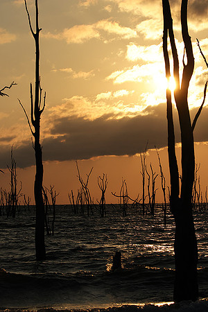 Sunrise - lake Kariba