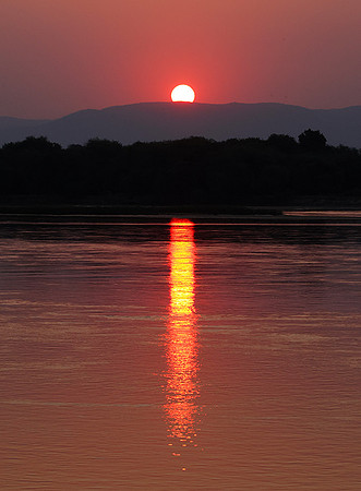 Sunset - Tembo Plains