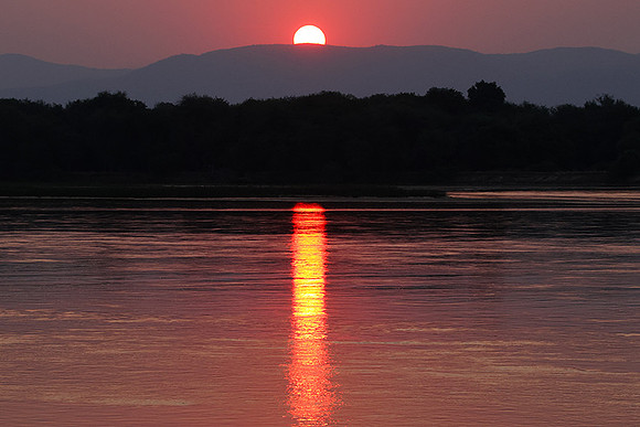 Sunset - Tembo Plains