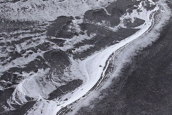 Helicopter flight ove Makgadikgadi salt pan