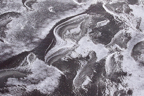 Helicopter flight ove Makgadikgadi salt pan