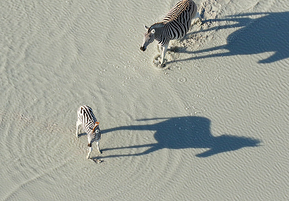 Helicopter flight over Sua Pan