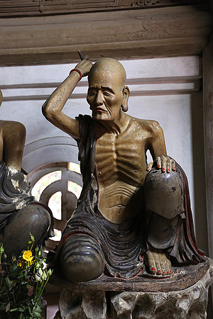 Vietnam - pagoda Thay