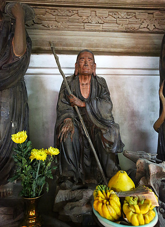 Vietnam - pagoda Thay