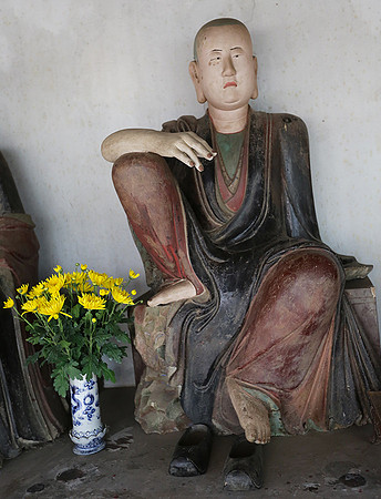 Vietnam - pagoda Thay