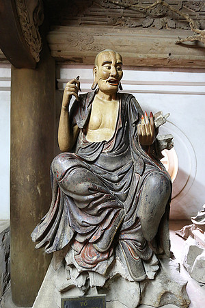 Vietnam - pagoda Thay